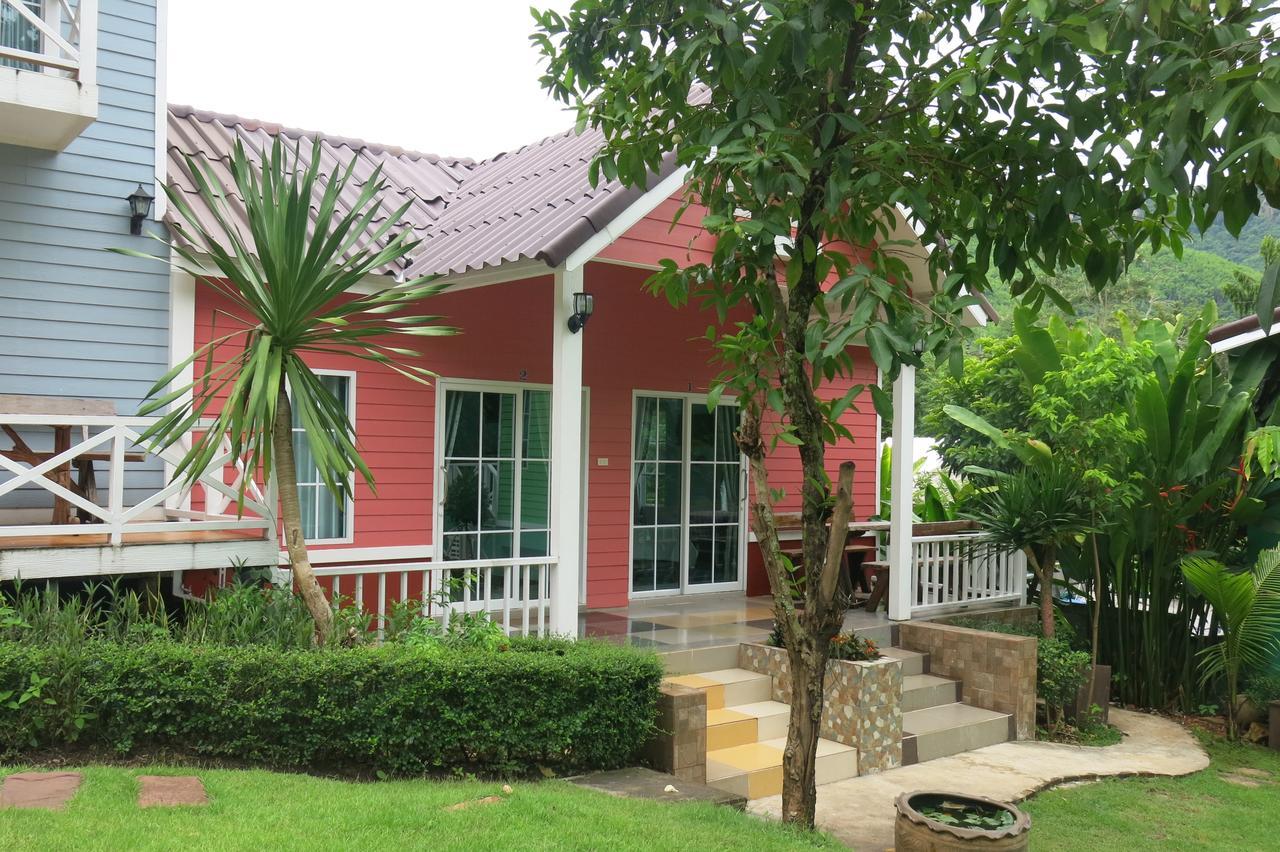 Suriyan Villa Kanchanaburi Exterior photo